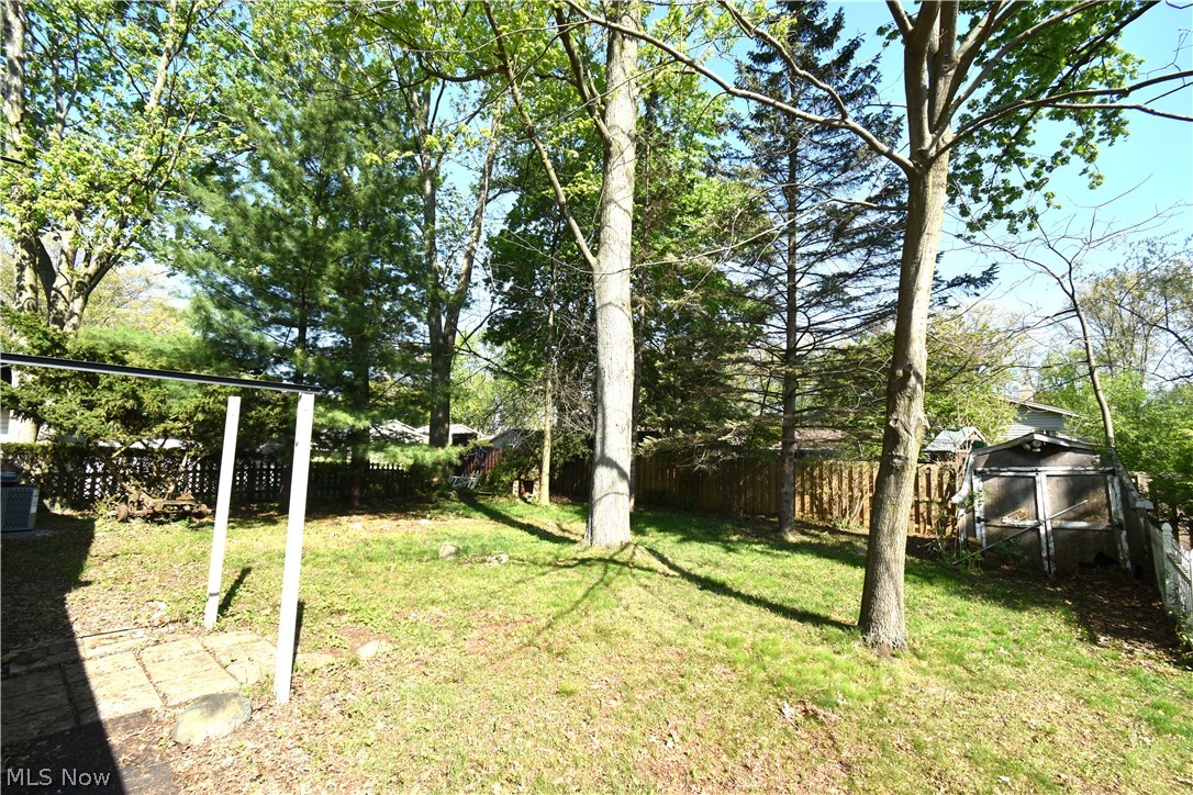 24354 S Oxford Oval North Olmsted OH 44070