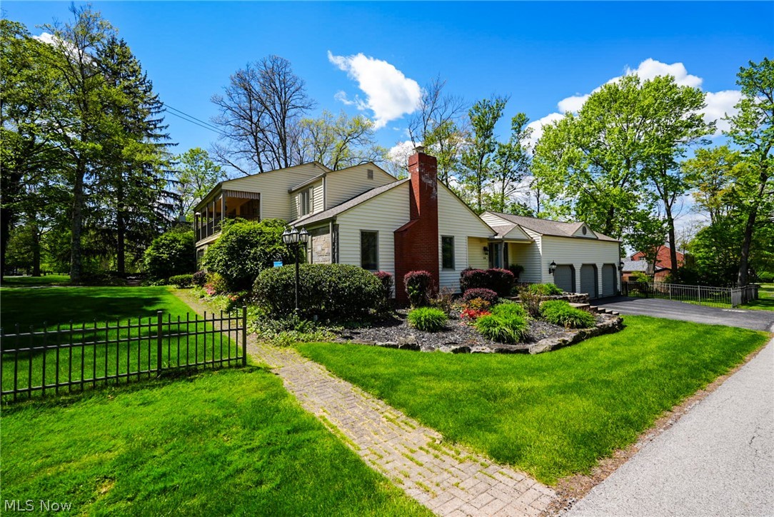 7224 Oak Drive Poland OH 44514