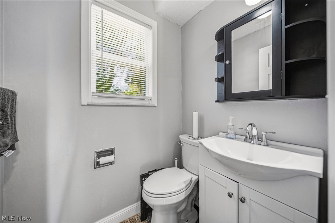 1218 E 346th Street Eastlake OH 44095