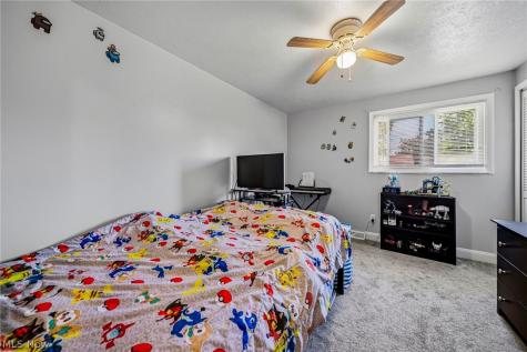 1218 E 346th Street Eastlake OH 44095