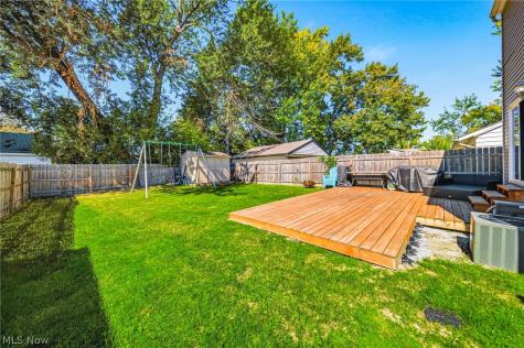 1218 E 346th Street Eastlake OH 44095