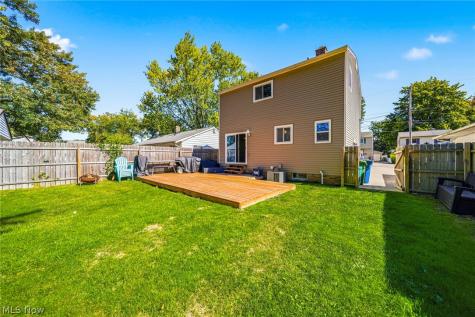1218 E 346th Street Eastlake OH 44095