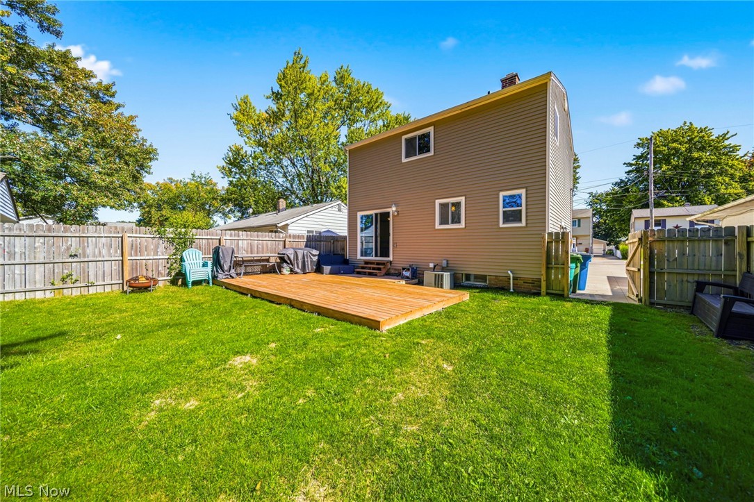 1218 E 346th Street Eastlake OH 44095