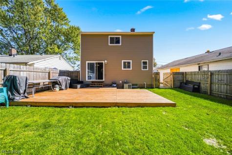 1218 E 346th Street Eastlake OH 44095