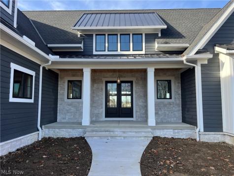 855 Club Drive W Aurora OH 44202