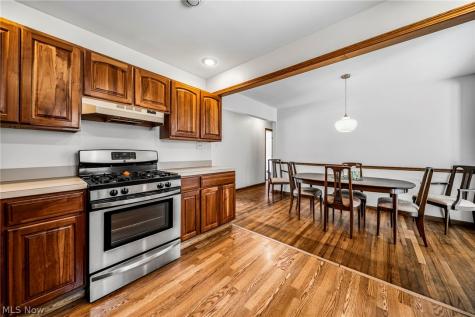 11111 Abbey Road North Royalton OH 44133