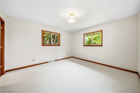 11111 Abbey Road North Royalton OH 44133