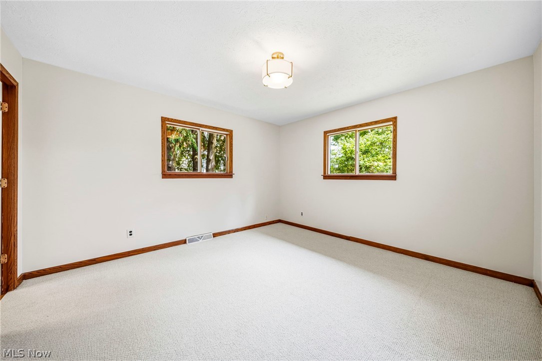 11111 Abbey Road North Royalton OH 44133