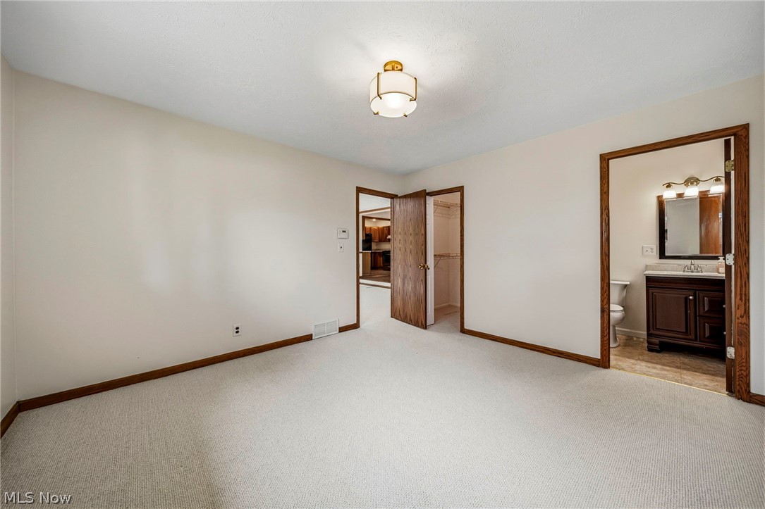 11111 Abbey Road North Royalton OH 44133