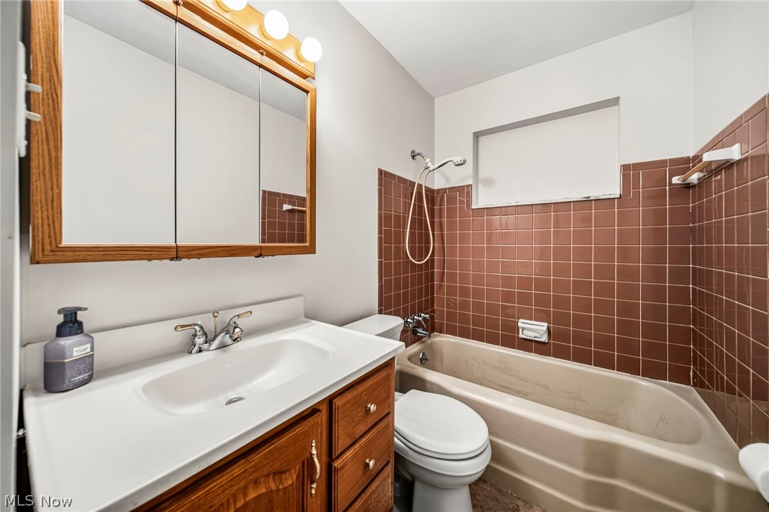 11111 Abbey Road North Royalton OH 44133