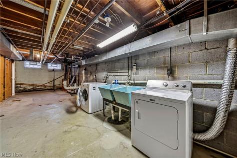 11111 Abbey Road North Royalton OH 44133