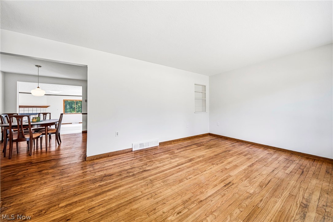 11111 Abbey Road North Royalton OH 44133
