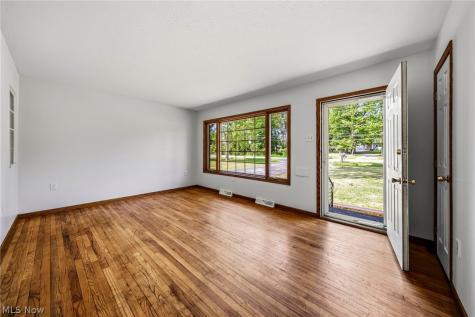 11111 Abbey Road North Royalton OH 44133