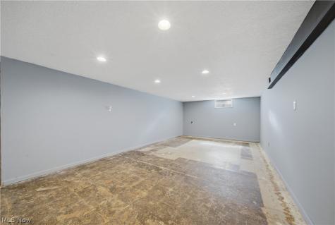 3825 34th Street NE Canton OH 44705