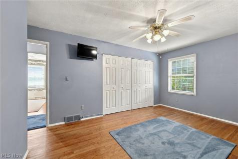 222 Kenwick Drive Northfield OH 44067