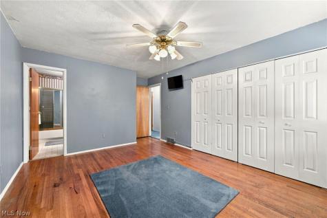 222 Kenwick Drive Northfield OH 44067