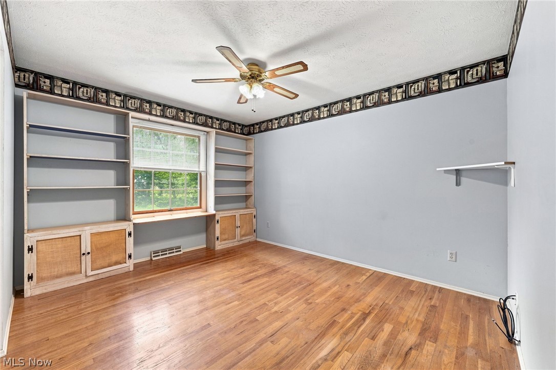 222 Kenwick Drive Northfield OH 44067