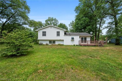 222 Kenwick Drive Northfield OH 44067