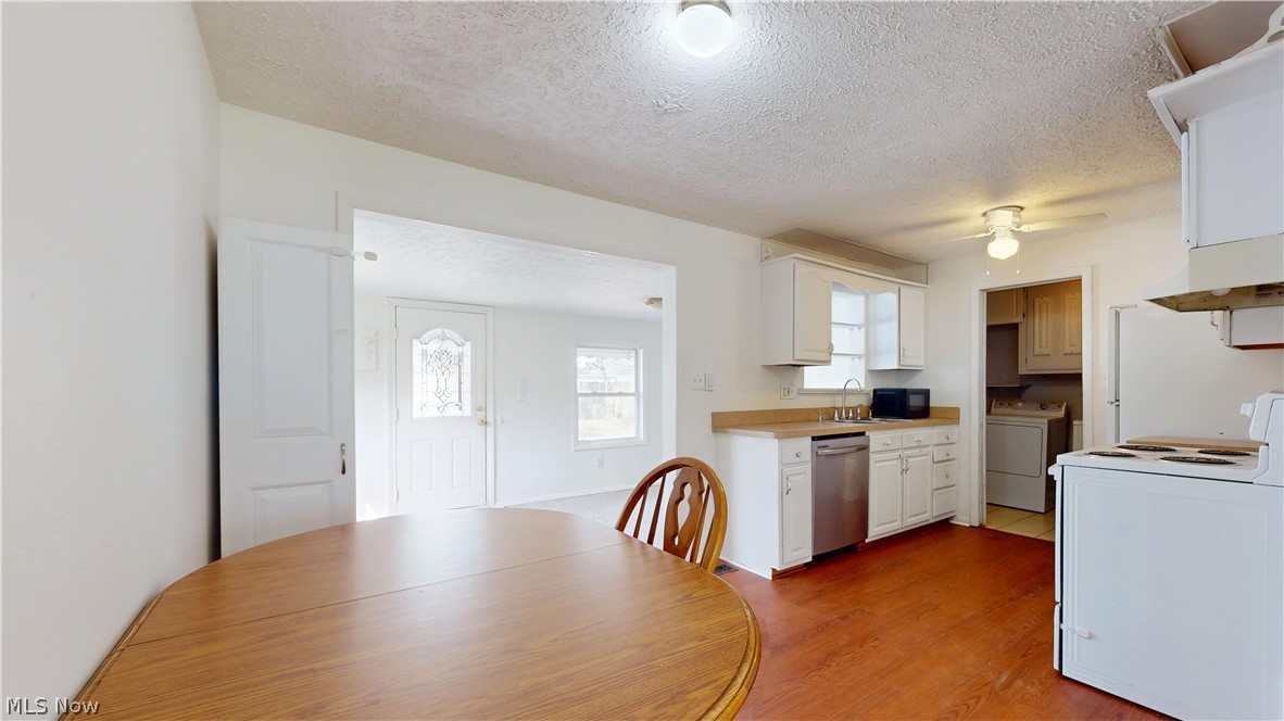 4790 Robinwood Drive Mentor OH 44060