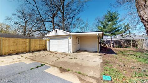 4790 Robinwood Drive Mentor OH 44060