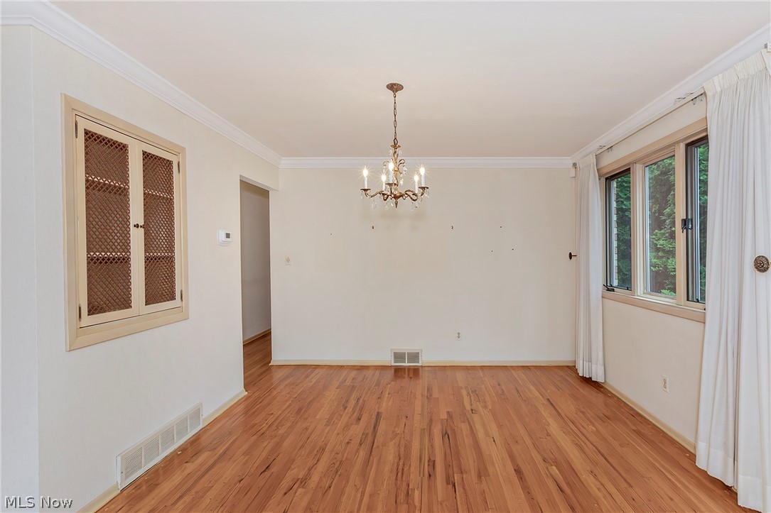 596 Jefferson Drive Highland Heights OH 44143