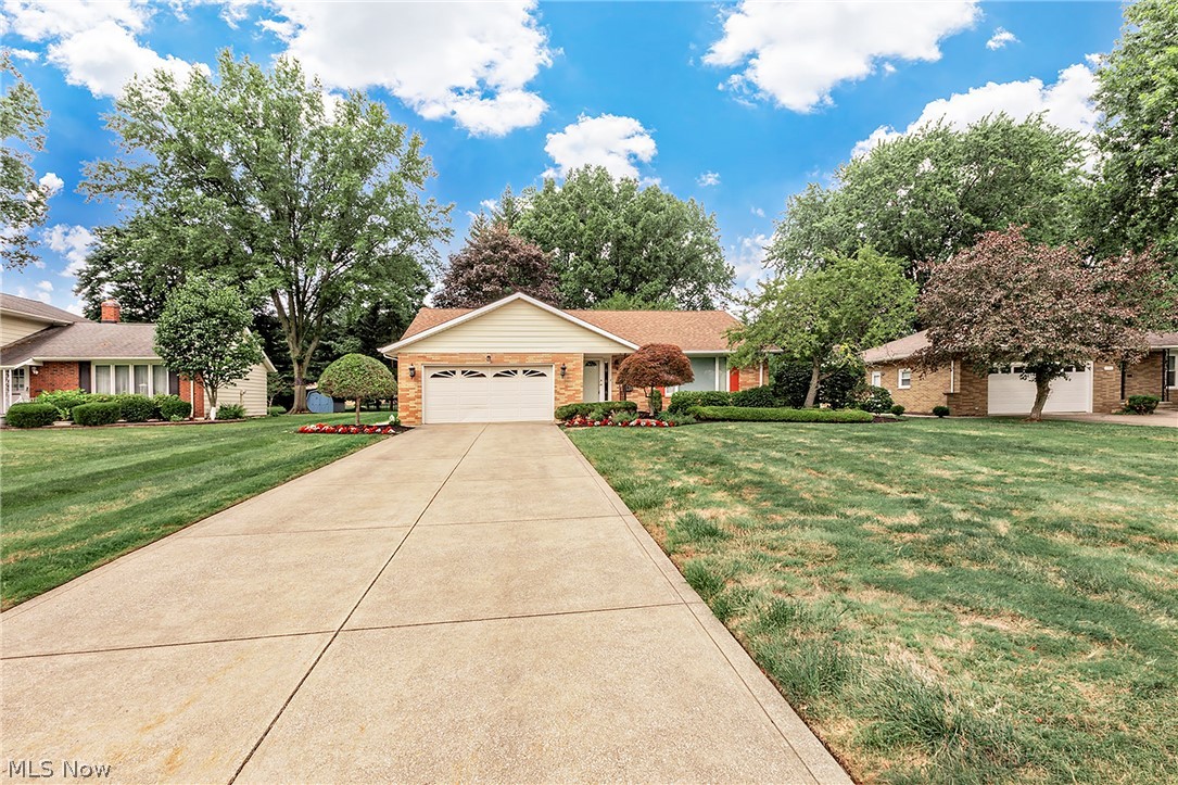 596 Jefferson Drive Highland Heights OH 44143