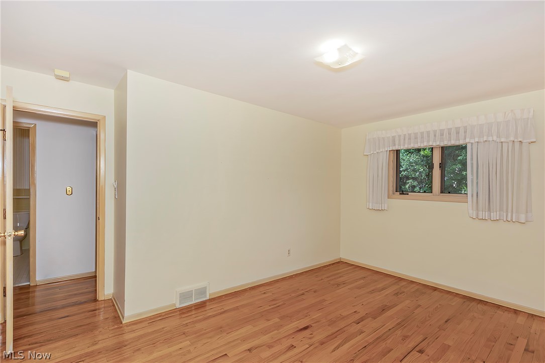 596 Jefferson Drive Highland Heights OH 44143