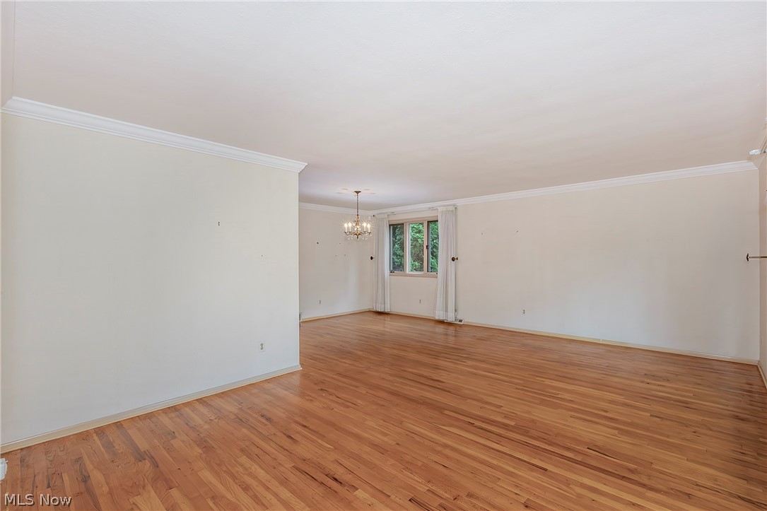 596 Jefferson Drive Highland Heights OH 44143
