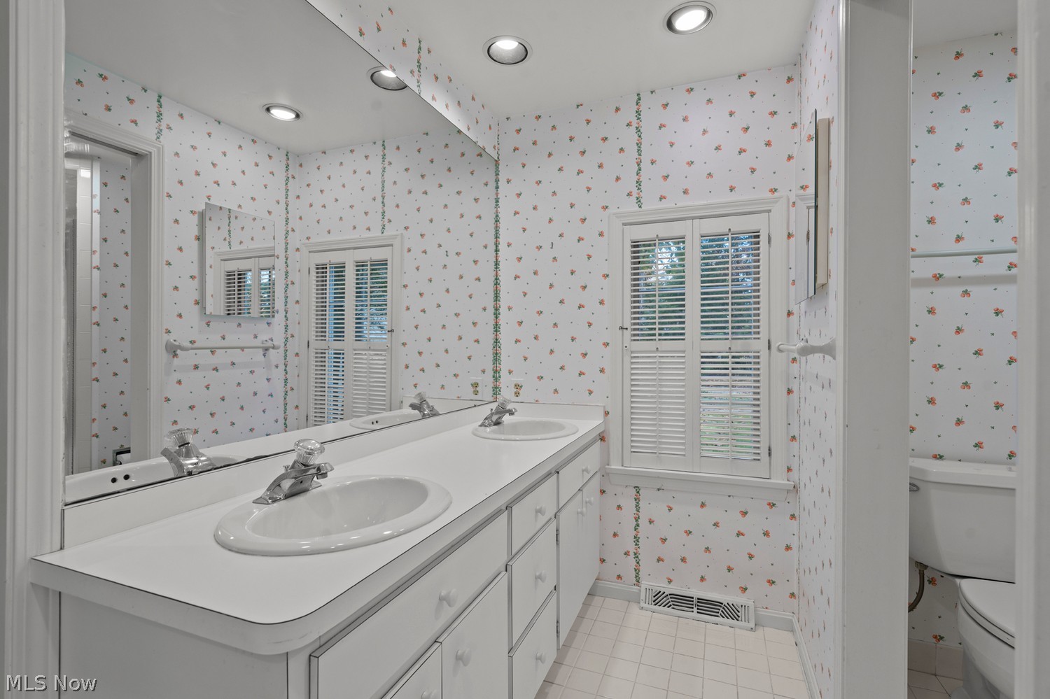 33600 Woodleigh Road Pepper Pike OH 44124