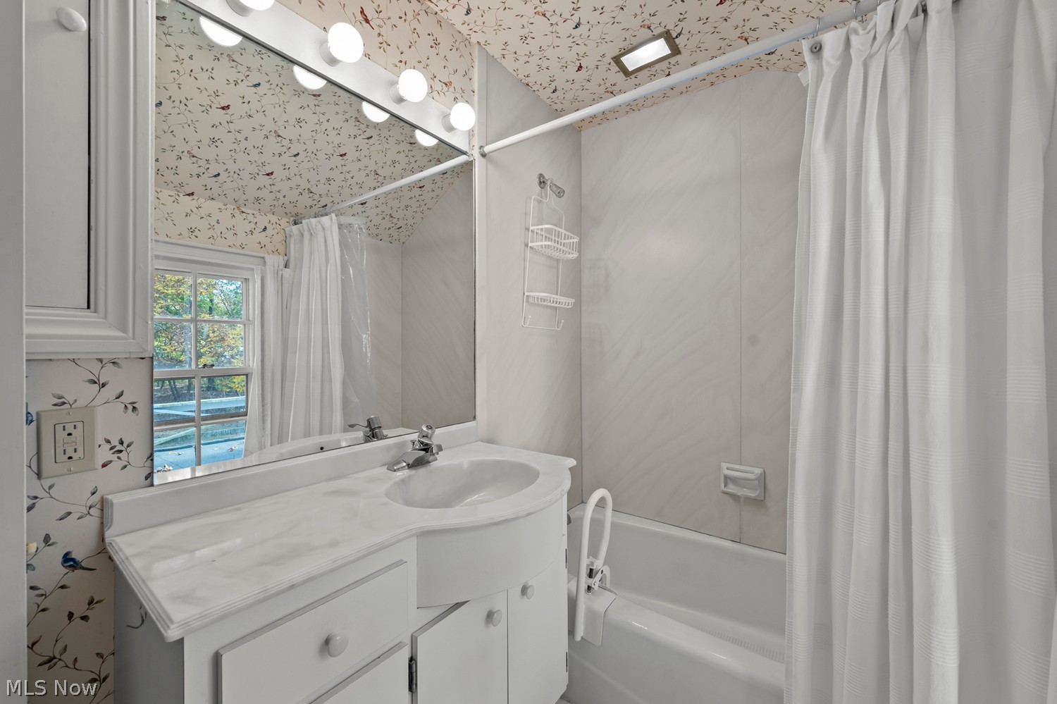 33600 Woodleigh Road Pepper Pike OH 44124