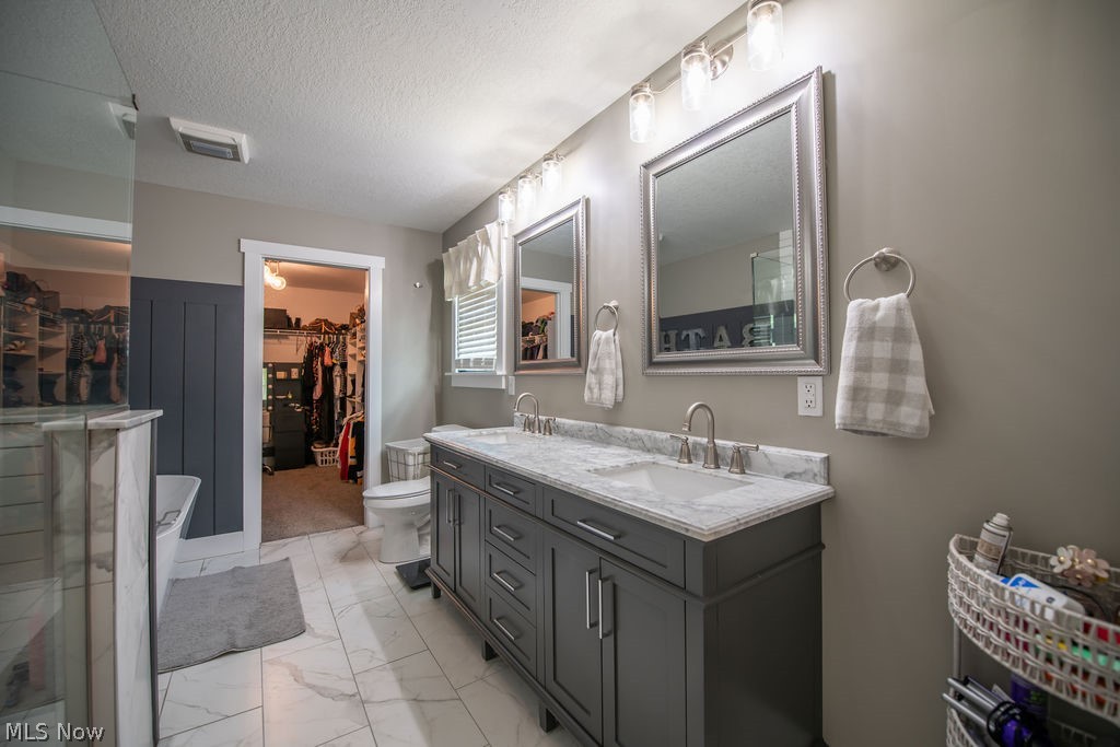 2491 Queensbury Road Alliance OH 44601