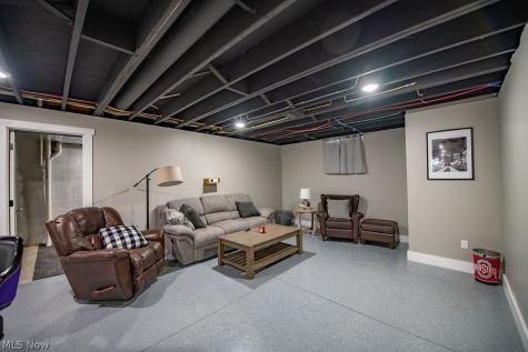 2491 Queensbury Road Alliance OH 44601