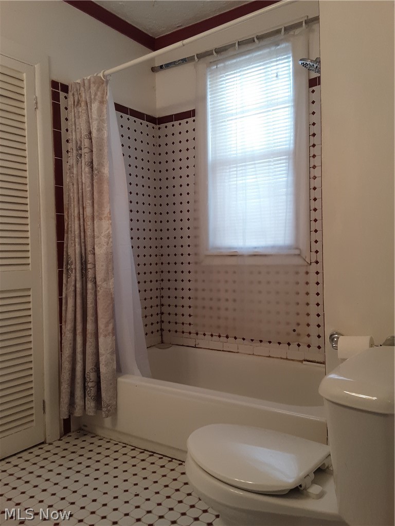 4313 Prasse Road South Euclid OH 44121