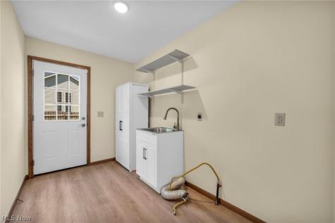 9842 Johnnycake Ridge Road Mentor OH 44060