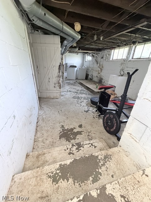 370 E Under Ridge Road Conneaut OH 44030