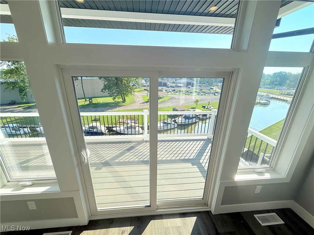 2048 Forest Drive Eastlake OH 44095