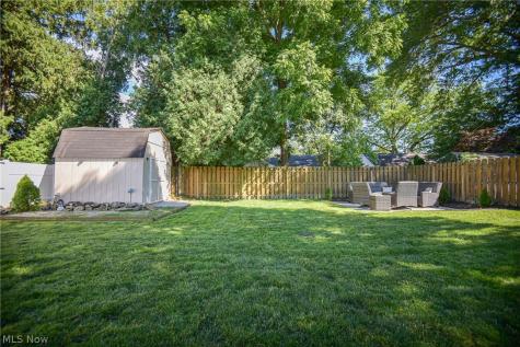 525 Abbyshire Drive Berea OH 44017