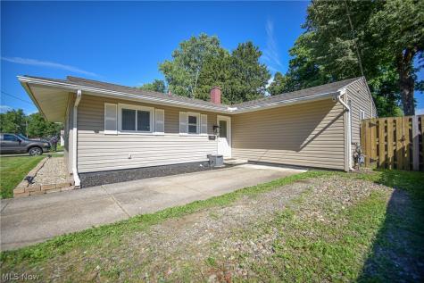 525 Abbyshire Drive Berea OH 44017