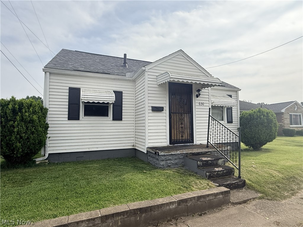 630 Cedar Lane NW New Philadelphia OH 44663