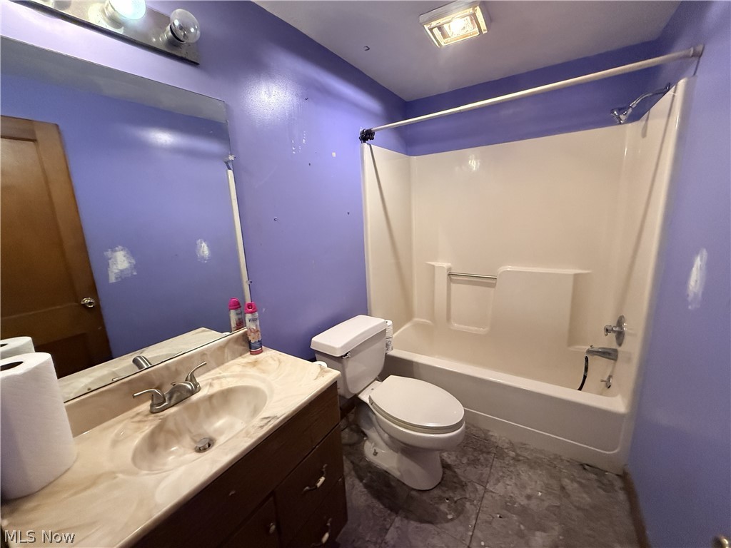 630 Cedar Lane NW New Philadelphia OH 44663