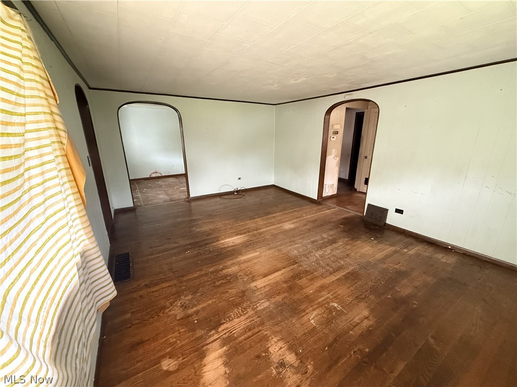 630 Cedar Lane NW New Philadelphia OH 44663