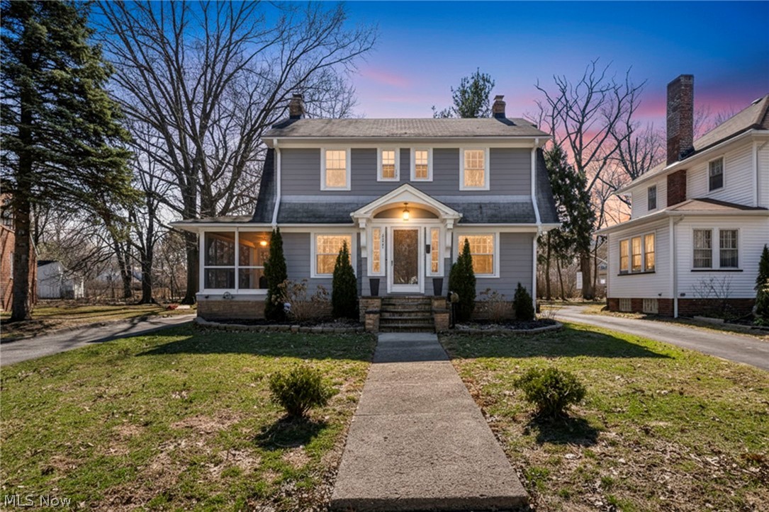 1521 Parkhill Road Cleveland Heights OH 44121