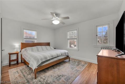 1521 Parkhill Road Cleveland Heights OH 44121