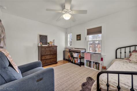 1521 Parkhill Road Cleveland Heights OH 44121