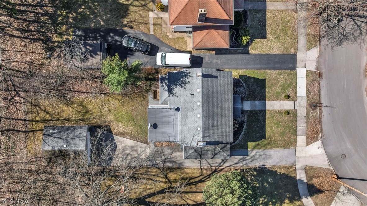 1521 Parkhill Road Cleveland Heights OH 44121