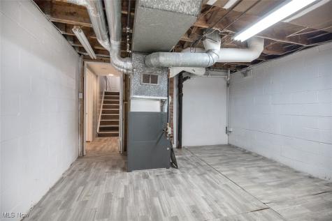 12328 Granger Road Cleveland OH 44125