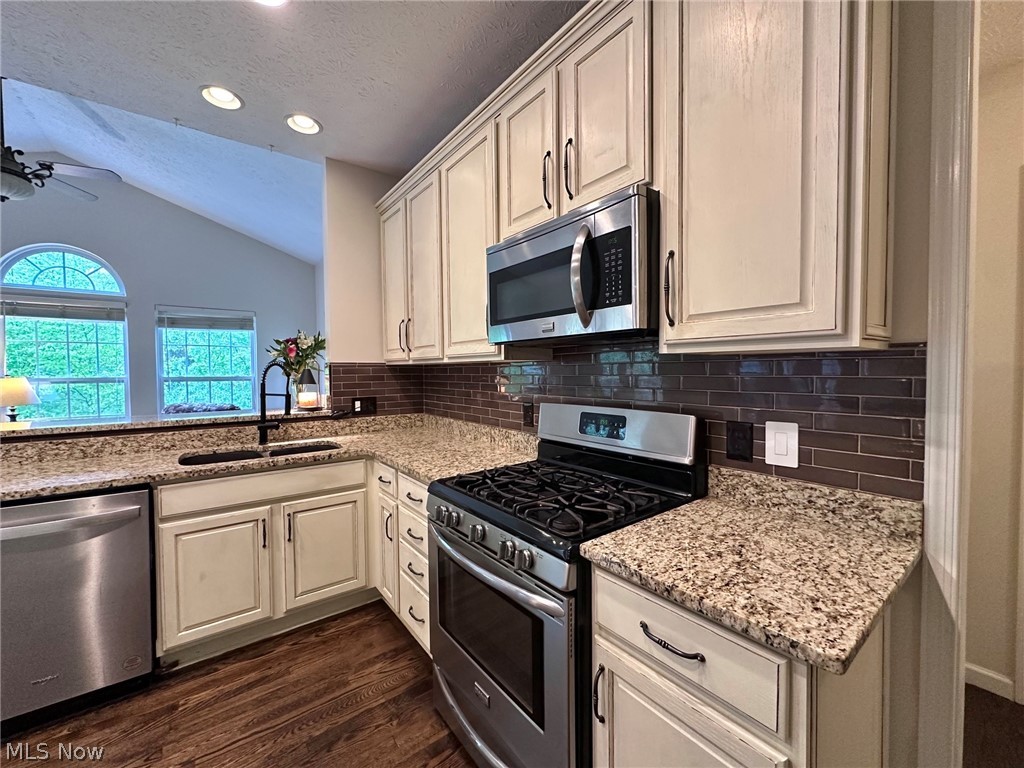887 Willow Creek Drive Fairlawn OH 44333