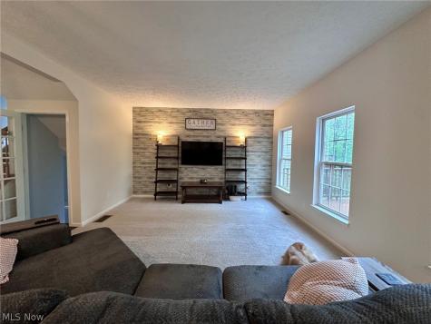 887 Willow Creek Drive Fairlawn OH 44333