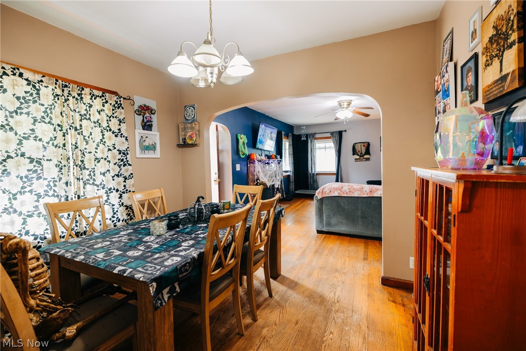 1252 Kenilworth Avenue Coshocton OH 43812
