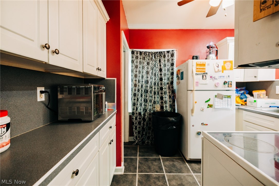 1252 Kenilworth Avenue Coshocton OH 43812